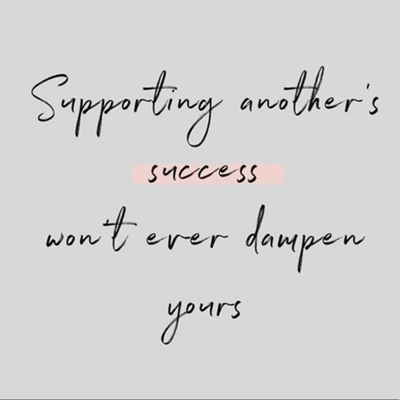 Haute Ellie-Casual Chic Boutique-Bohemian Heart - Picture 12 of 16